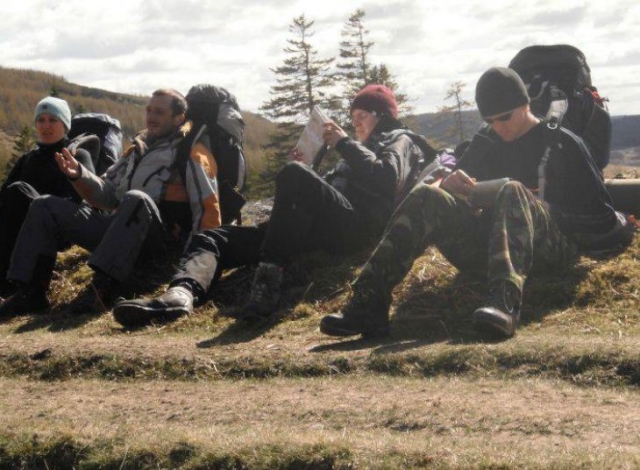  Ausruhen von der Wanderung 
